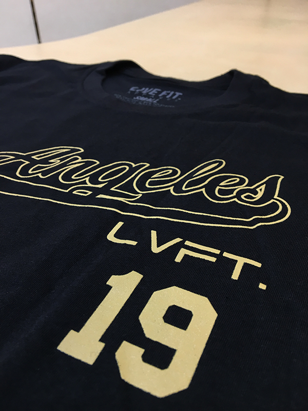 【EXCLUSIVE COLLECTION】【即お届け】【LIVE FIT】【LVFT】LA Tee（Black/Gold）